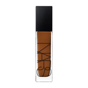 Base de maquillaje Natural Radiant de larga duración