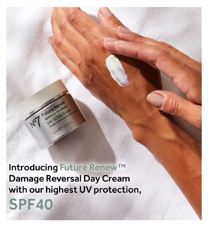 Crema de Día Future Renew Damage Reversal SPF40