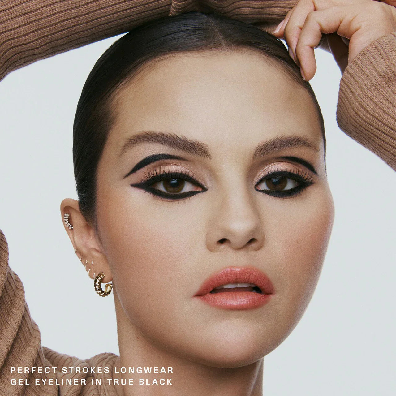 Perfect Strokes – Delineador en Gel de Larga Duración e Impermeable