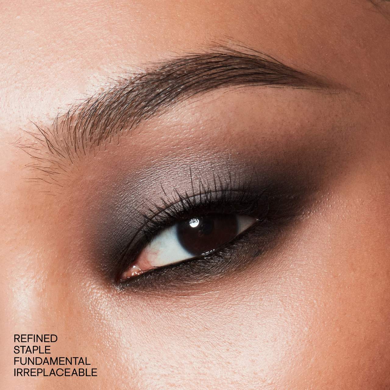 Major Dimension III – Paleta de Sombras Mate
